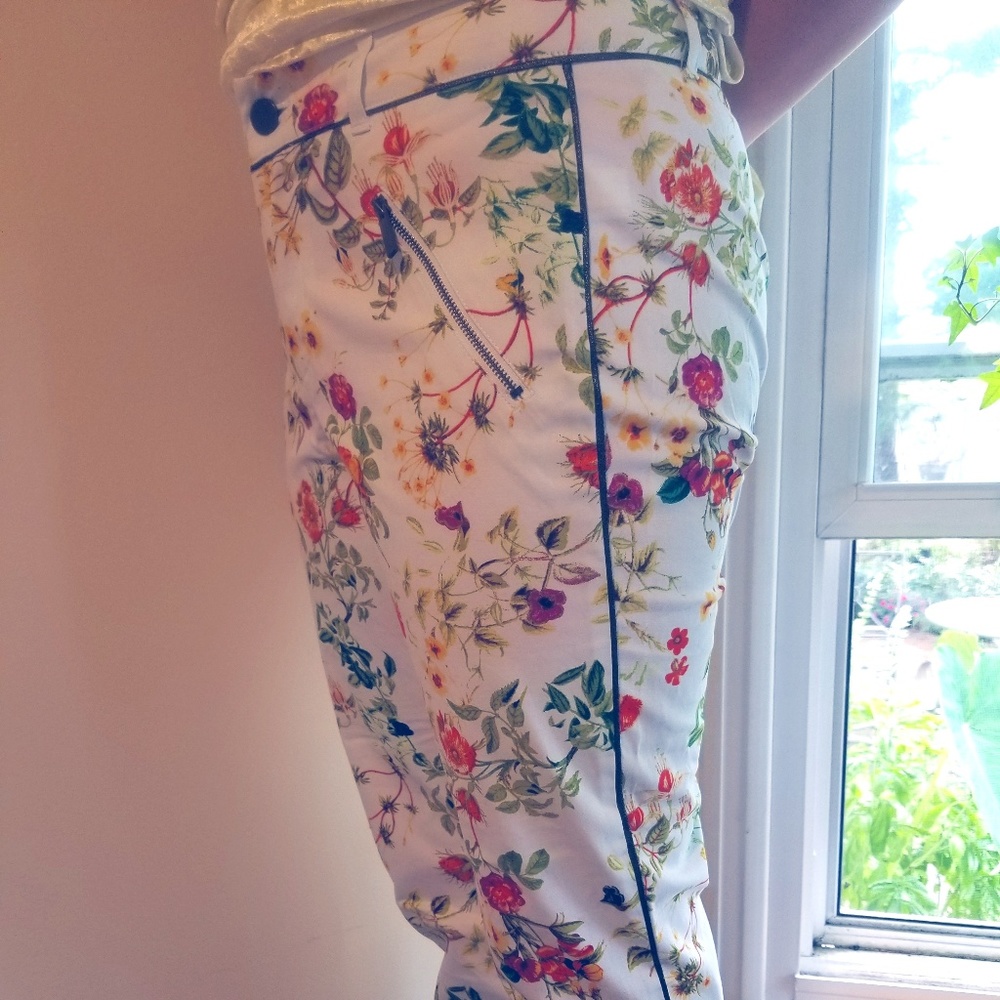 Disney's Alice Collection - floral pants